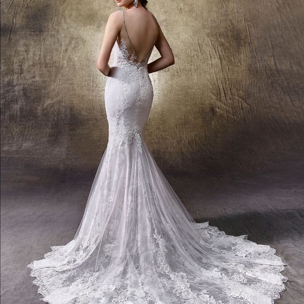 Enzoani Lexi Wedding Dress NEW UNALTERED - Picture 1 of 8
